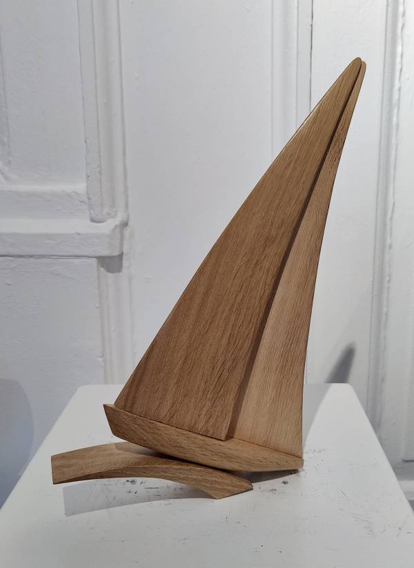 - a , wood Sculpture by Kevin Longstaff, measuring 33 x 19 cm (H x W) £95